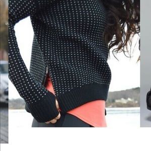 Lululemon Yogi Zips crew neck pullover sweater